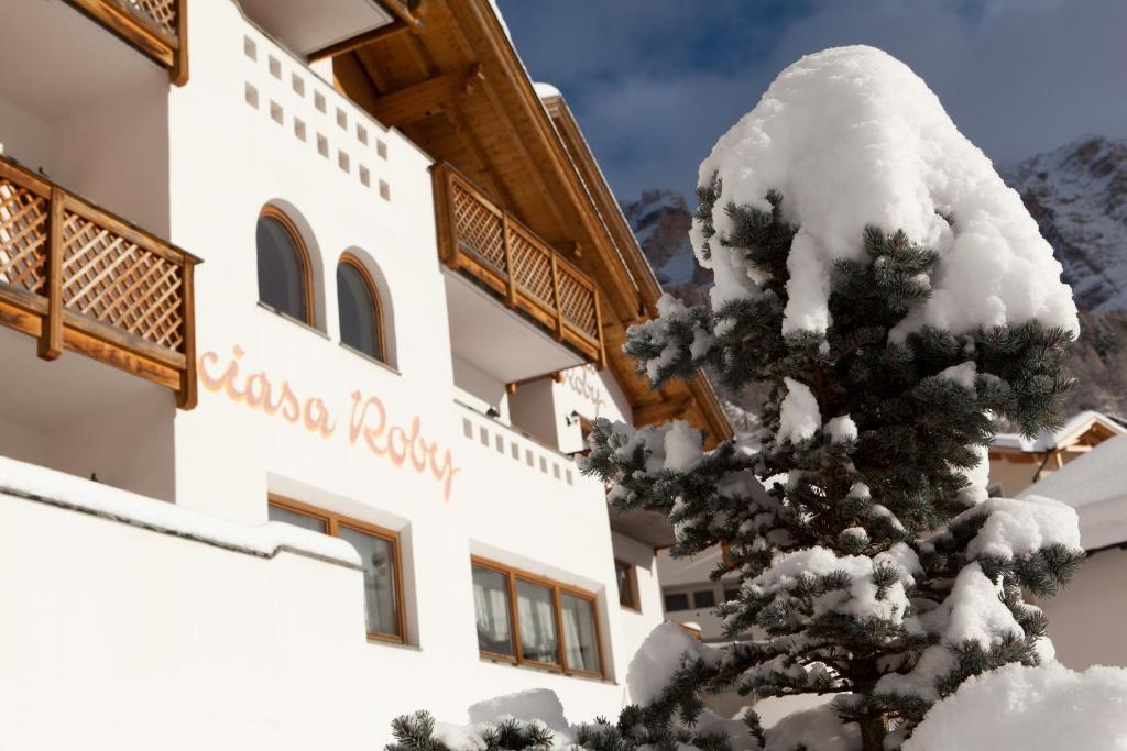 Hotel Ciasa Roby San Cassiano  Exterior foto